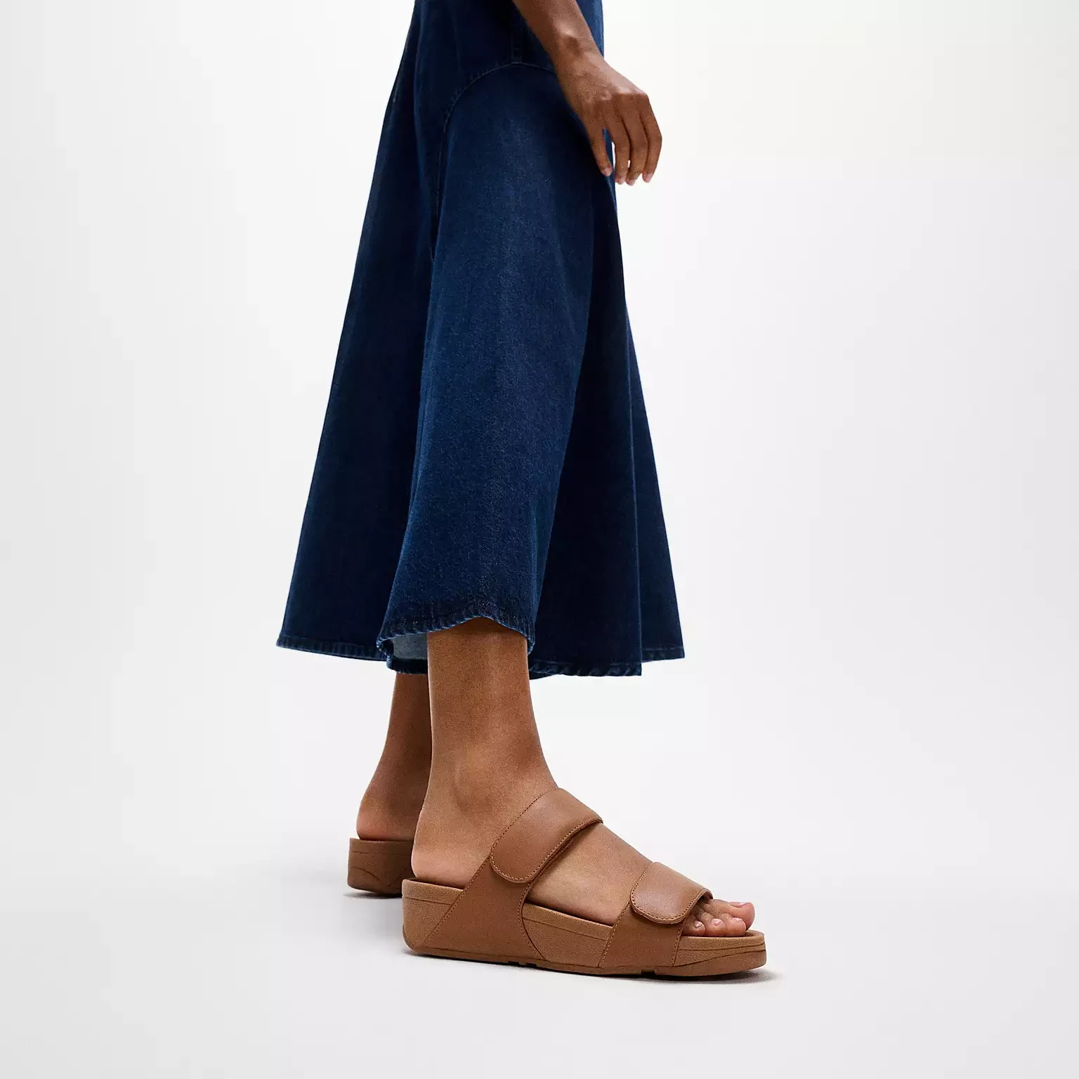 FV6-592 LULU VELCRO ADJUSTABLE SLIDE