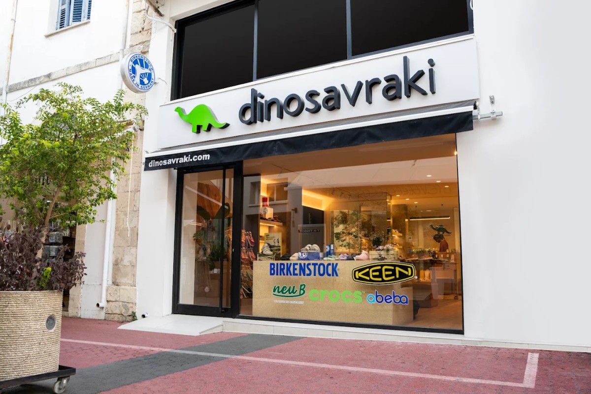 Dinosavraki Old Town